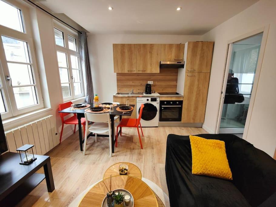 Apartamento La féline - Duplex - Vieux Valenciennes - Familial Exterior foto