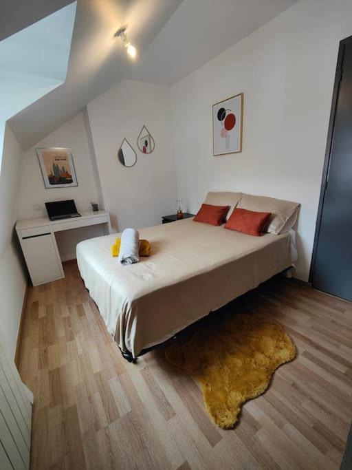 Apartamento La féline - Duplex - Vieux Valenciennes - Familial Exterior foto